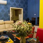 Theaterland Classic Apartament *