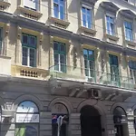Theaterland Classic Apartament Budapesta